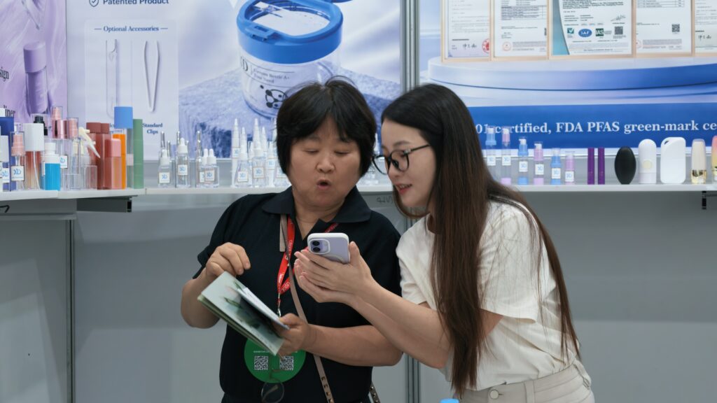Our professional salesperson Tina and customer